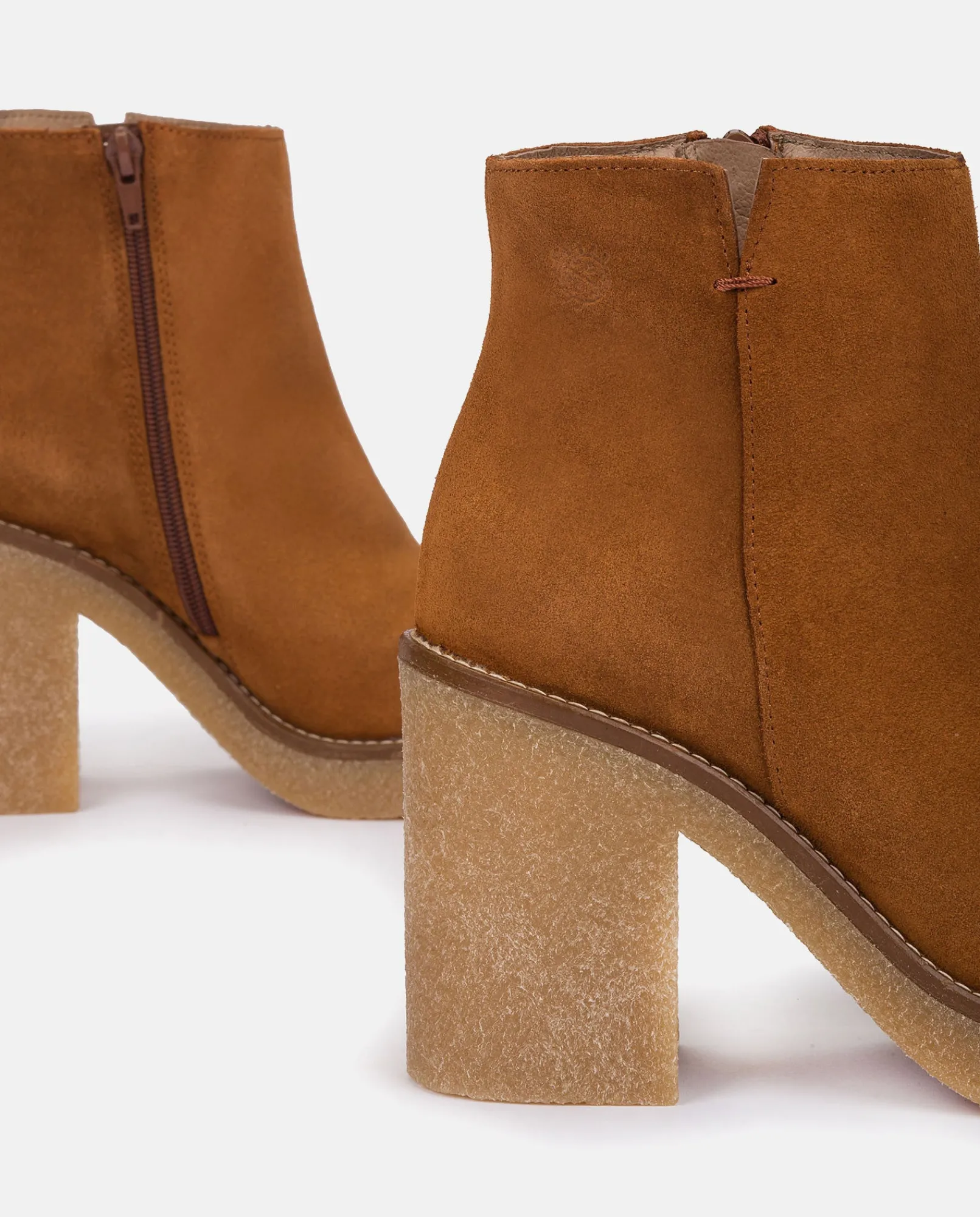 Flash Sale Yokono Botín De Tacón GELA-001 CUERO