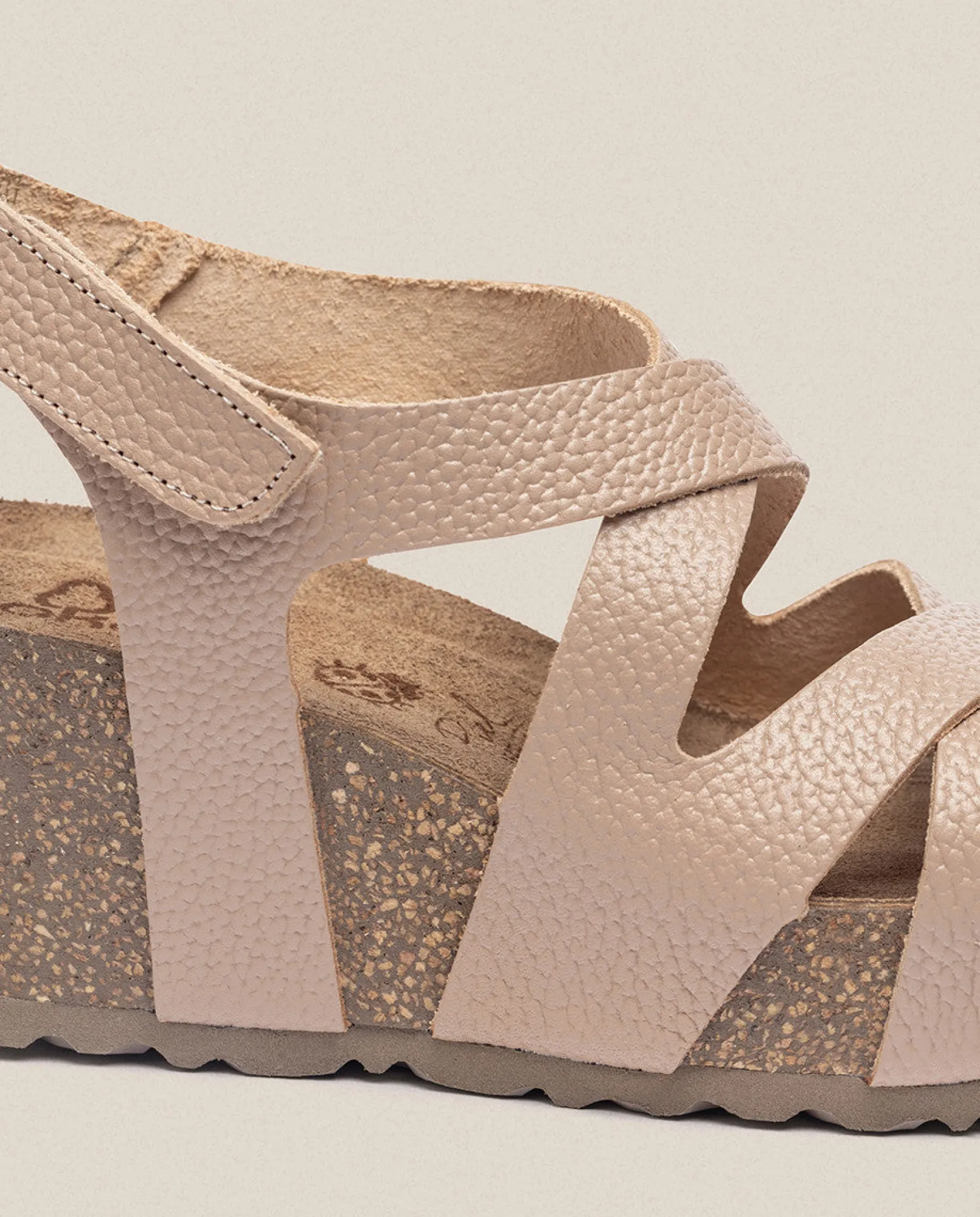 Online Yokono Sandalia Cuña Bari 303 Beige