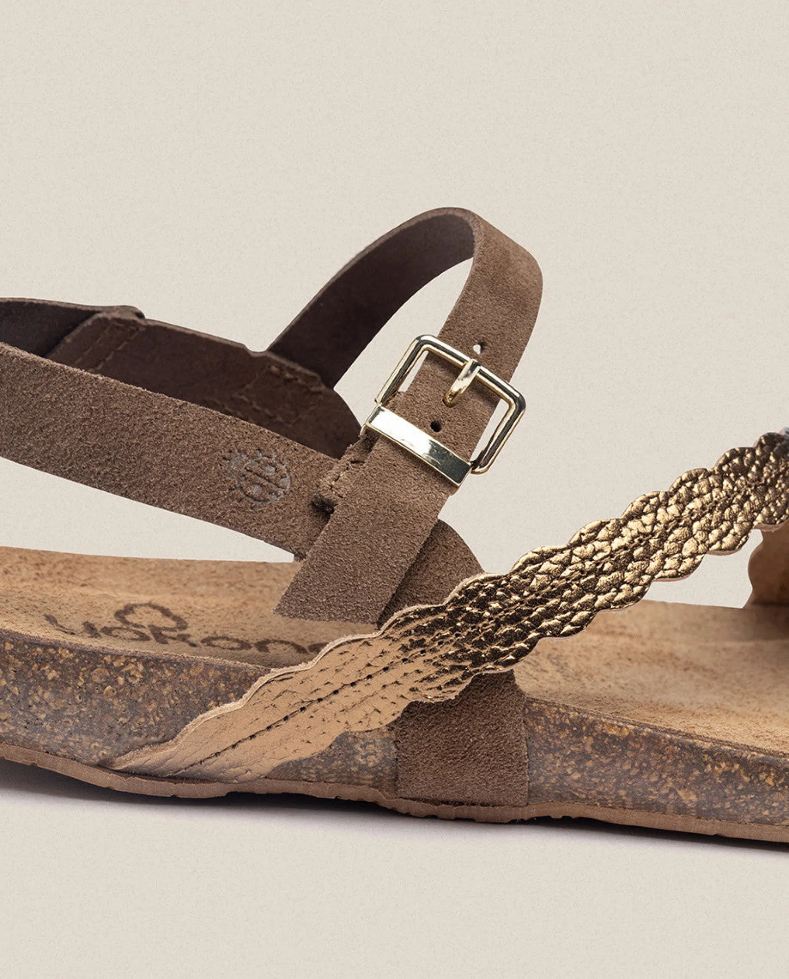 Shop Yokono Sandalia Plana Ibiza 176 Marrón