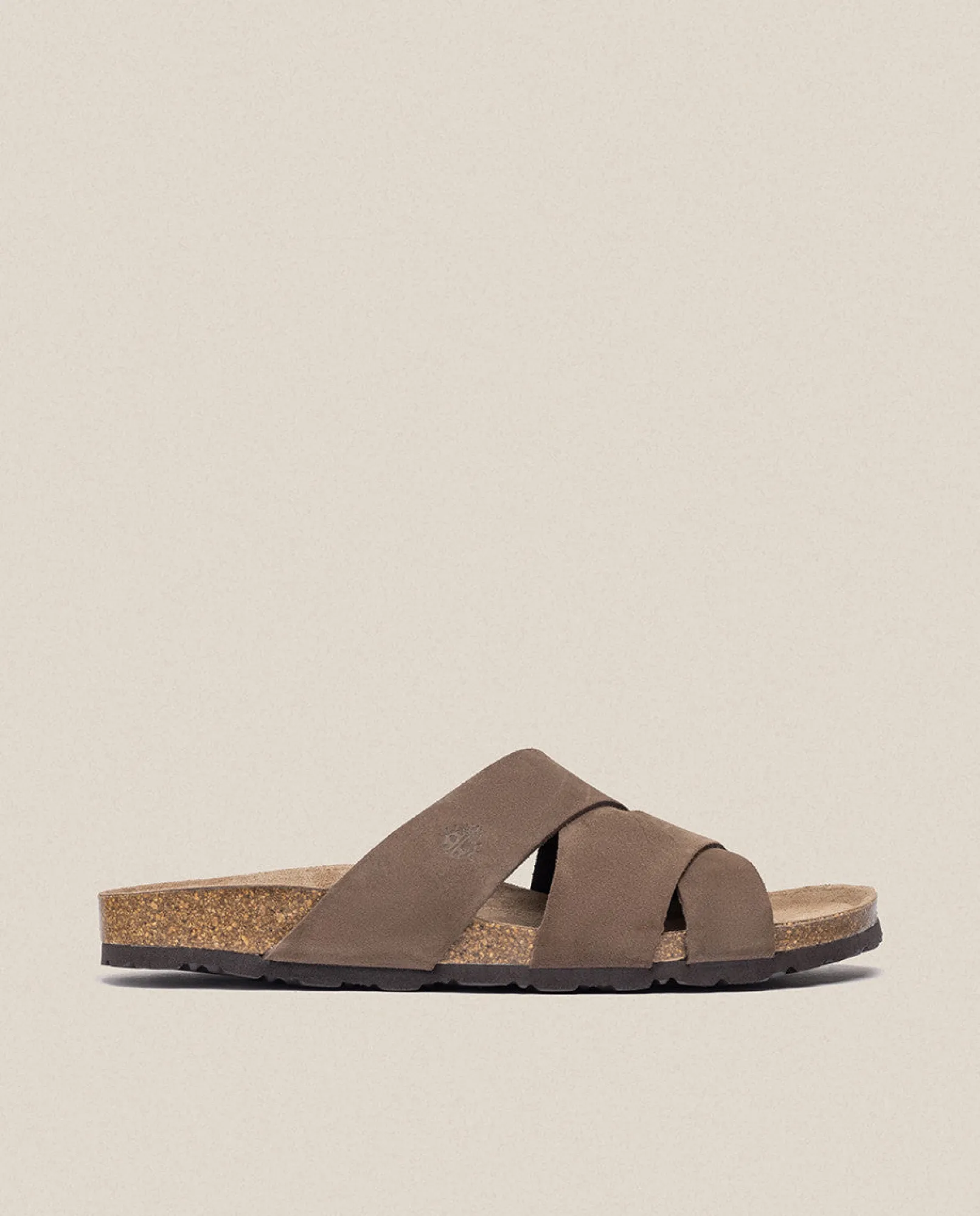 Shop Yokono Sandalia Plana Macam 217 Beige
