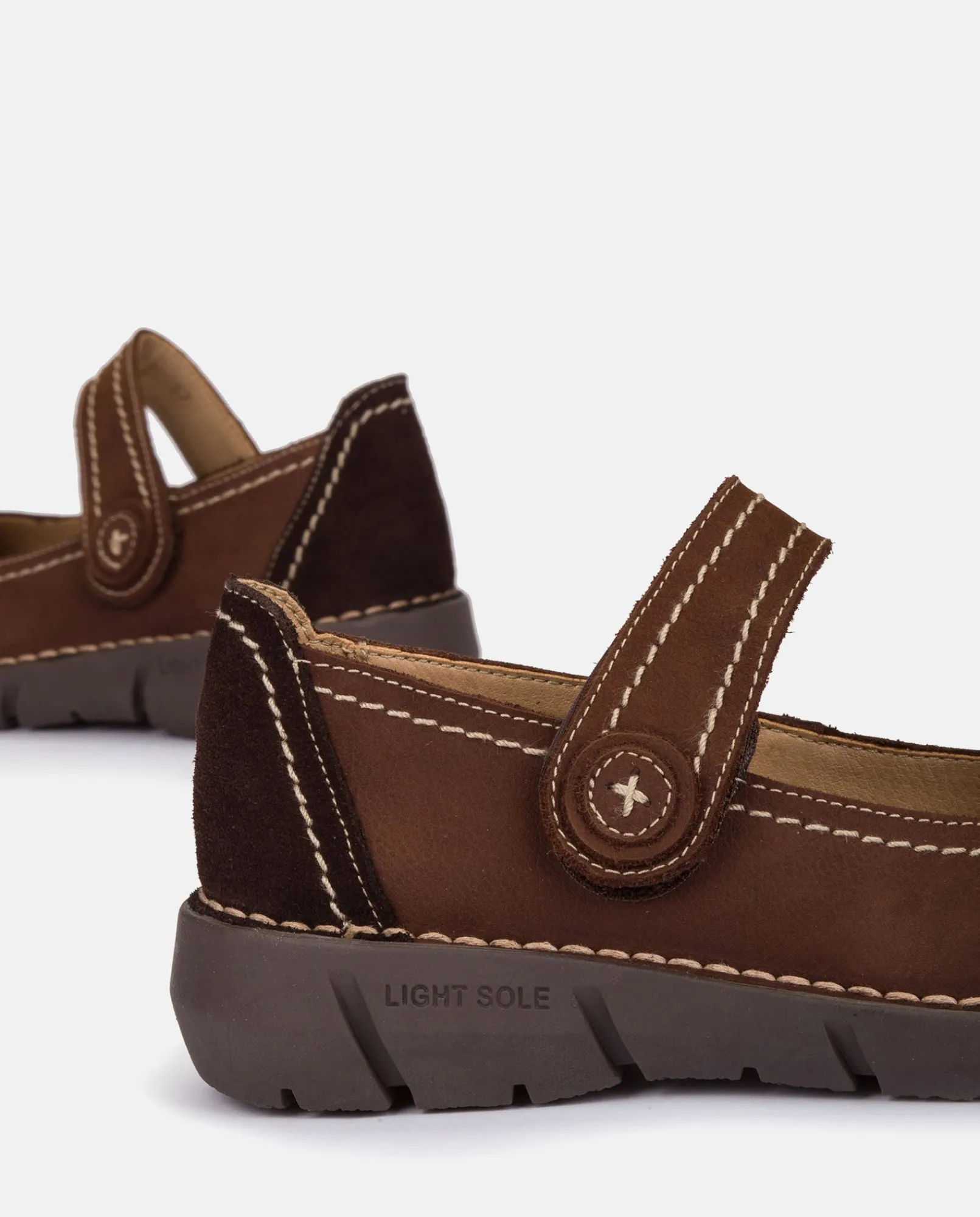 Clearance Yokono Zapato Plano Olba 005 Marron
